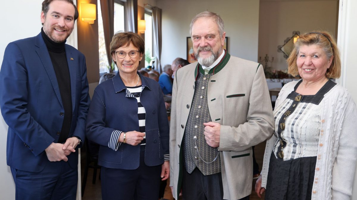 2026-02-25 Agrarfachgespräch Plankstadt Foto v.l.n.r.: Andreas Sturm MdL, Sts Sabine Kurtz MdL, Peter Geng (1. Vors.), Heidrose Karl (Kassenprüferin)